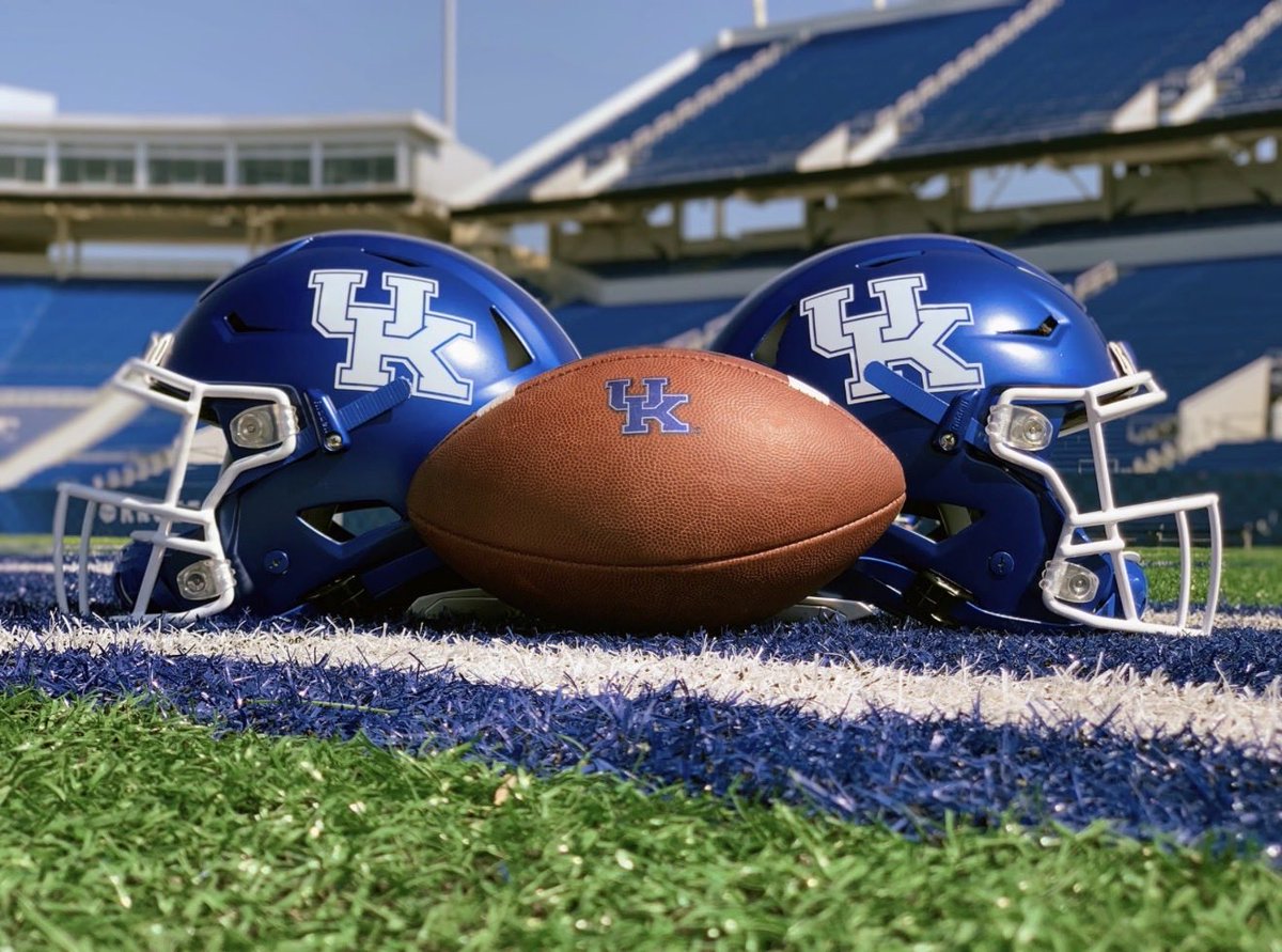 Thankful for the invite to <a href="/UKFootball/">Kentucky Football</a> on 11/8! <a href="/ChaseHeuke/">Chase Heuke</a> <a href="/DaniBraswell/">Danielle Braswell</a> <a href="/CoachBuffano/">Frank Buffano</a> <a href="/BuckFitz/">NPA/SUPERMAX 100</a> <a href="/NCEC_Recruiting/">NPA</a> <a href="/NatlPlaymkrsAca/">NatlPlaymkersAcademy</a> <a href="/BallHawkU/">BallHawkU 🏈🦅</a> <a href="/RecruitHHS/">Heritage Generals FB Recruiting</a>