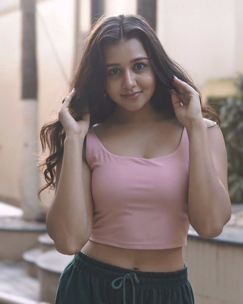 yoursframefully's tweet photo. 🥵🔥

🦋: munira_kudrati https://t.co/FmYPunpui0