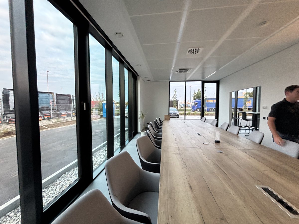 ModulaUS's tweet image. We’re proud to announce the inauguration of our new Modula headquarters in Germany this November: an advanced facility designed to serve as a hub for collaboration, research, and customer experience across Europe.
This is yet another step forward in our mission to make vertical…