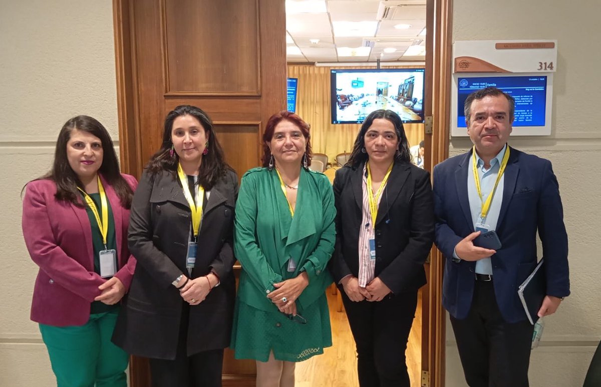 📸 Los representantes de nuestra Federación fueron invitados a la Comisión de Familia de la Cámara para explicar los detalles del nuevo SNAJ &amp; DV, poniendo especial enfasis de cómo la institucionalidad que remplaza a las CAJs abordará temas tan sensibles como la infancia.