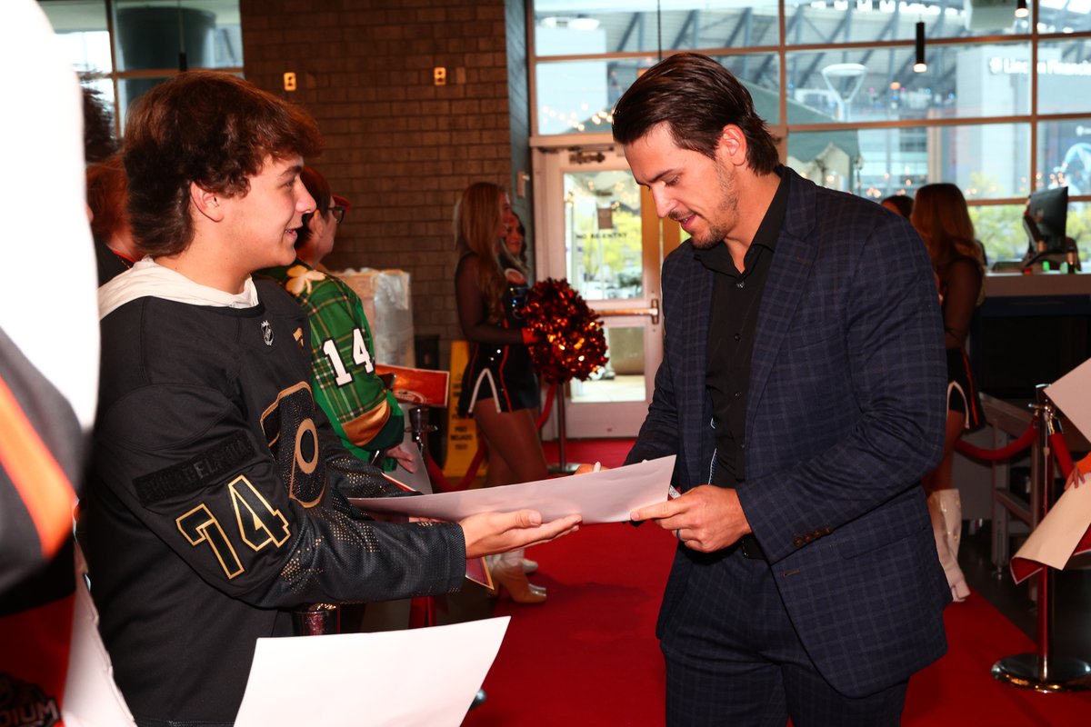 NHLFlyers's tweet image. Rolled out the red carpet for the boys. (Literally!)

#FLAvsPHI | #LetsGoFlyers