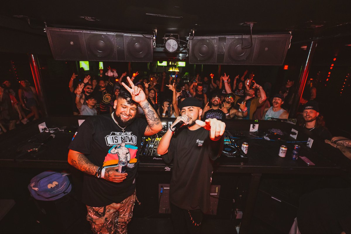 The silence before the storm bleeds red…
From Texas to Arizona — the BloodRoyale reign expands.
Chango | Blaize | AR Rolo | Grimz | and more
Witness the rise🩸