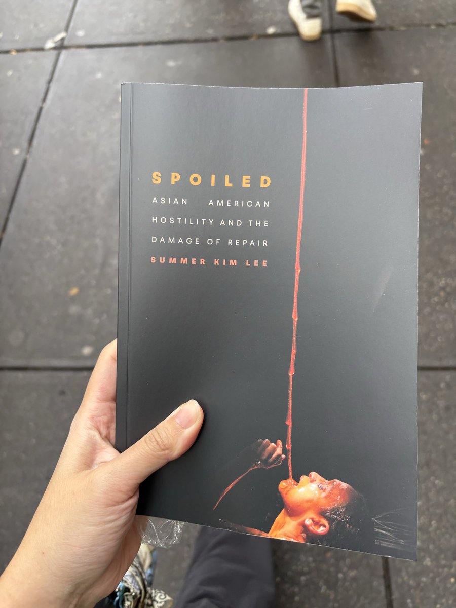emilysyc's tweet photo. it’s spoiled by summer kim lee fall https://t.co/f4HkDEYiot