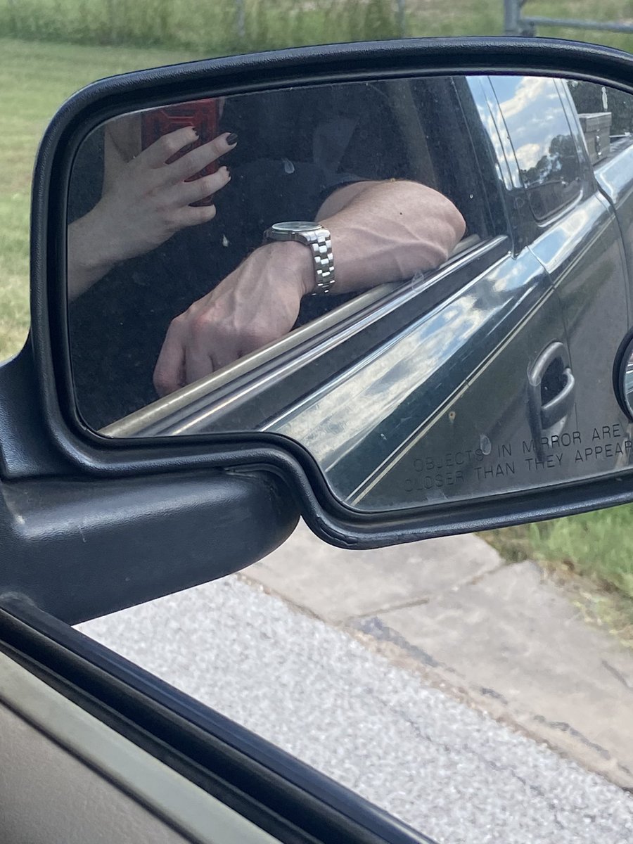 Sky5niper tweet media