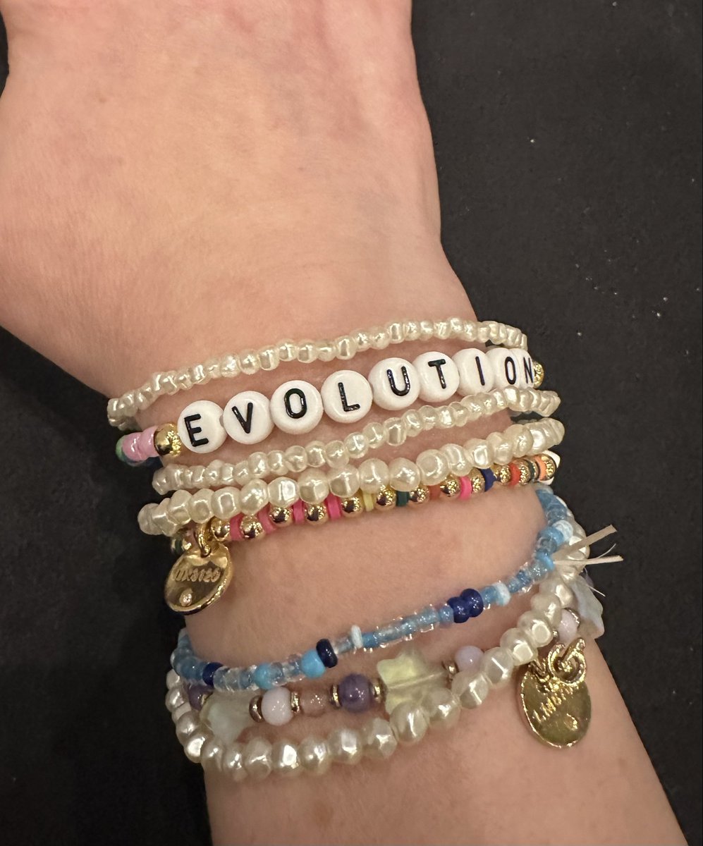 Getting ready for CNS 2026 with the theme of #evolution ! <a href="/MartinaStippler/">Martina Stippler</a> <a href="/CNS_Update/">CNS</a>