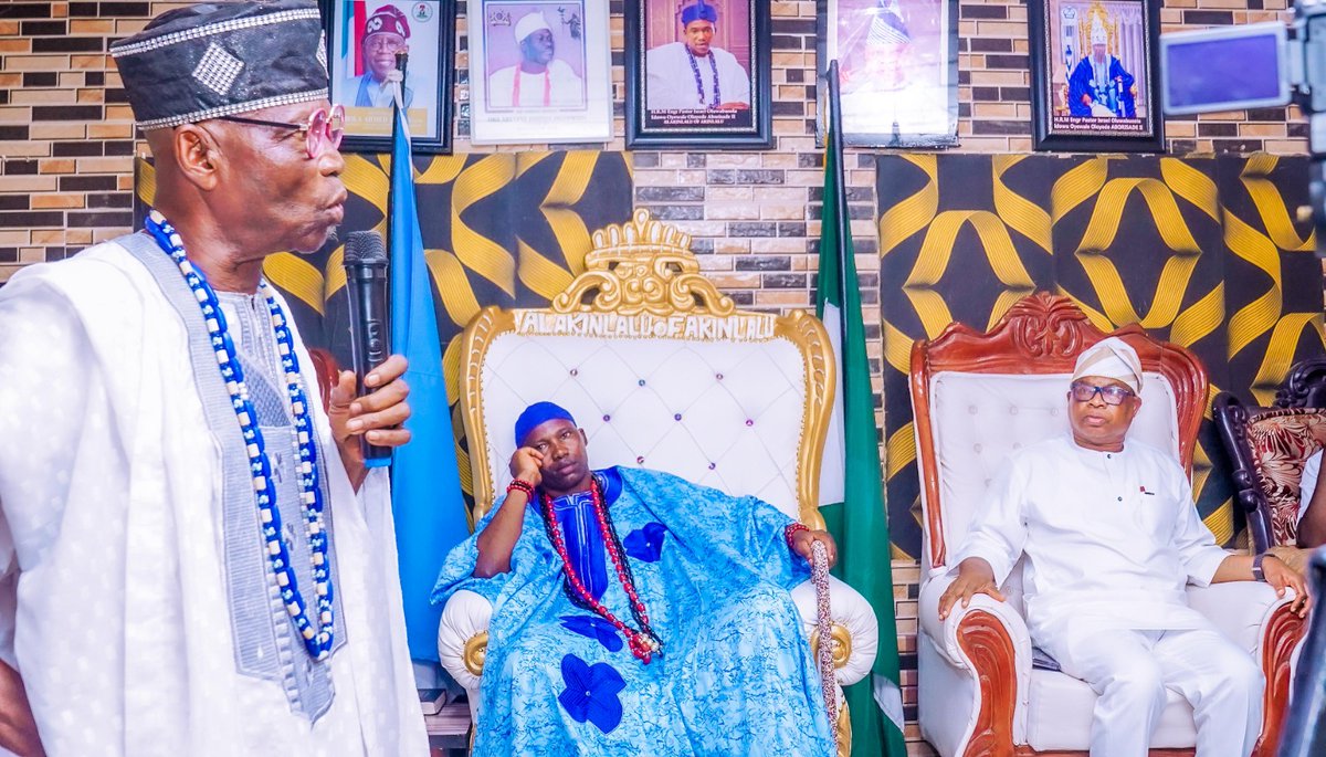 OyebamijiBola's tweet photo. Today, in honour of the departed souls, I visited His Royal Majesty, the Alakinlalu of Akinlalu, Oba Oloyede Aborisade, and the good people of Akinlalu town, in Ife North Local Government, to commiserate with them over the  gruesome murder of their kinsmen and beloved.

The news of this tragedy is heartbreaking and unacceptable. Those who are meant to protect our people must never become instruments of harm. It is therefore important that we carefully examine those entrusted with the leadership of our security outfits. The sanctity of human life must remain sacred and no one should act above the law.

Justice must be served both for the victims and their families. Those found culpable in this cruel act must be held accountable to restore public confidence in our security system. The innocent victims of Akinlalu deserve not only our prayers but also justice and reform that ensures such never happens again.

I stand with the people of Akinlalu in this moment of grief. May the Almighty comfort the bereaved, grant repose to the departed souls, and give our state the wisdom to build a system where safety, fairness and compassion guide every arm of government.