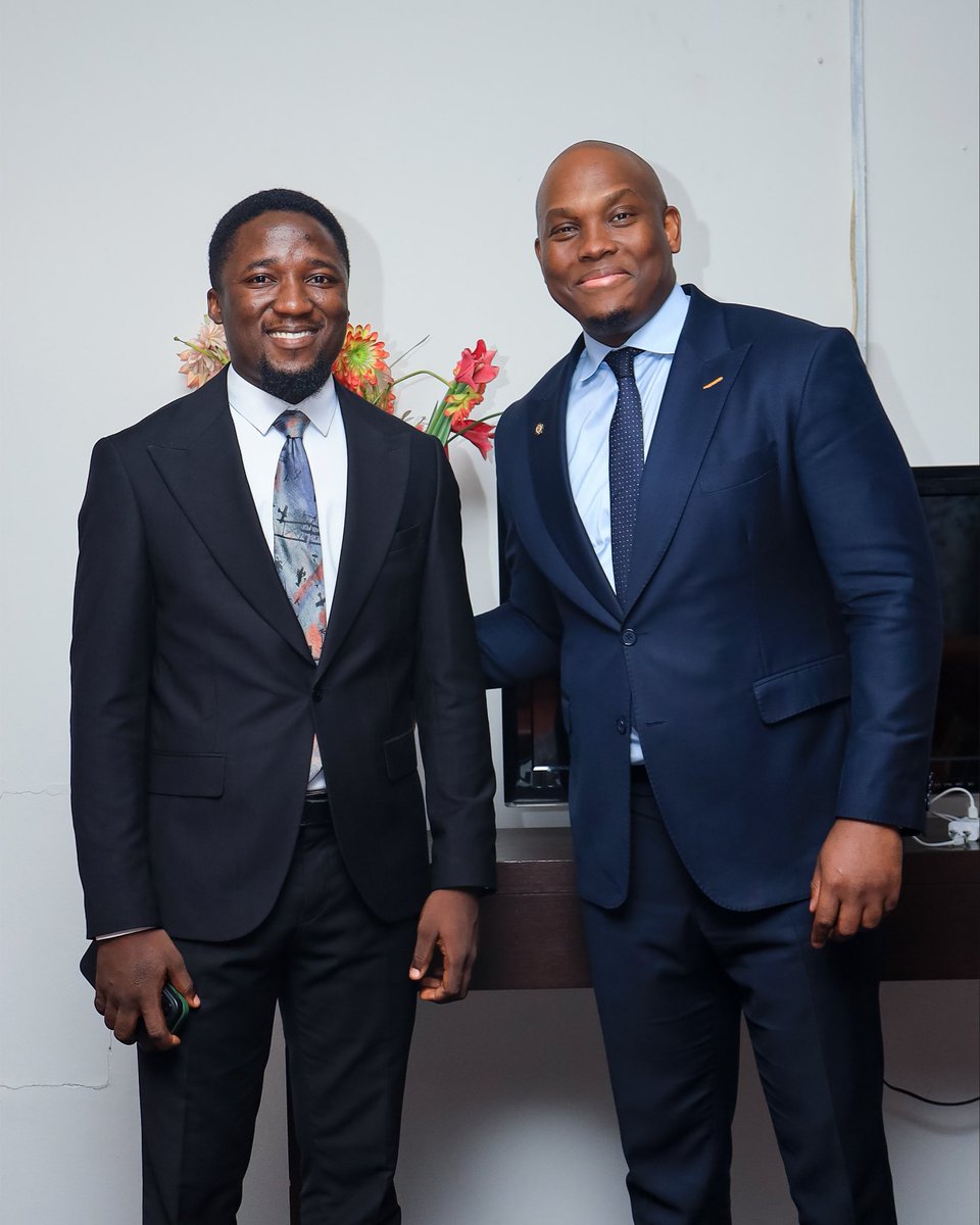 thenuelpeters's tweet image. Best Picture in my world today 🔥
Nuel Peters &amp;amp; VT

#thenuelpeters
#vusi #vusithembekwayo