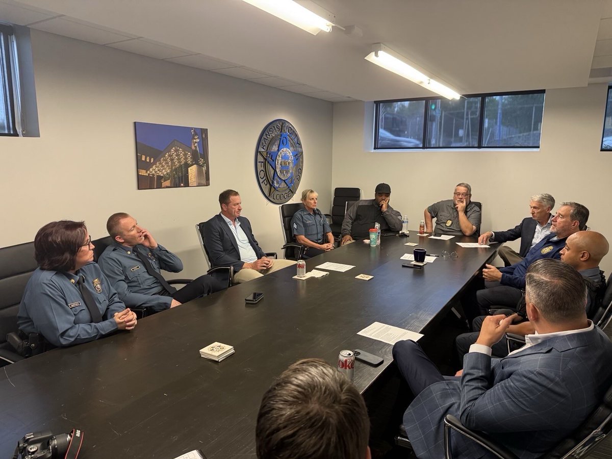 Senator Eric Schmitt tweet media