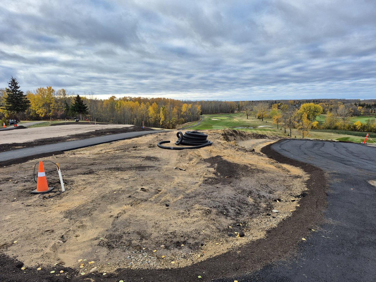 #1 tee box looking nice. Bigger decks, expanded cart staging &amp; wash pad, re-routed path, starter station, electrical upgrades, perennial beds, retaining walls &amp; irrigation installed. Getting sodded Thursday. F9 masterplan is almost complete. #LLBGC