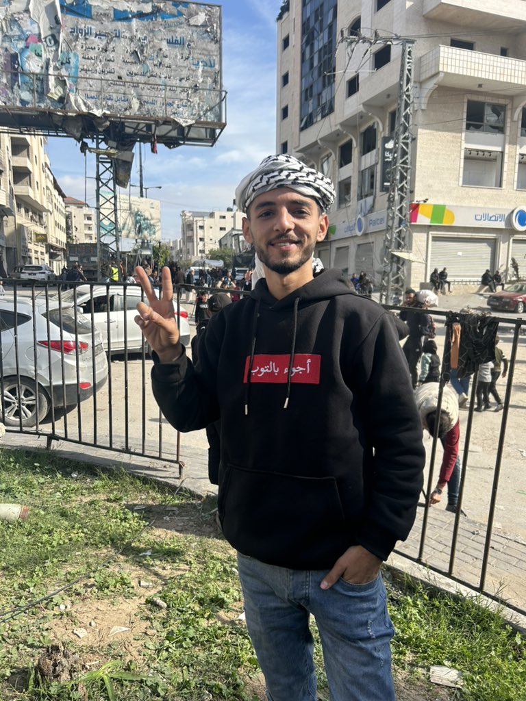 yazanomarrr's tweet image. A HOLOCAUST SURVIVOR FROM GAZA!

But My life isn't easy 😢

If you’re scrolling, PLEASE Share and leave a dot . it's just a dot .

chuffed.org/project/help-p…