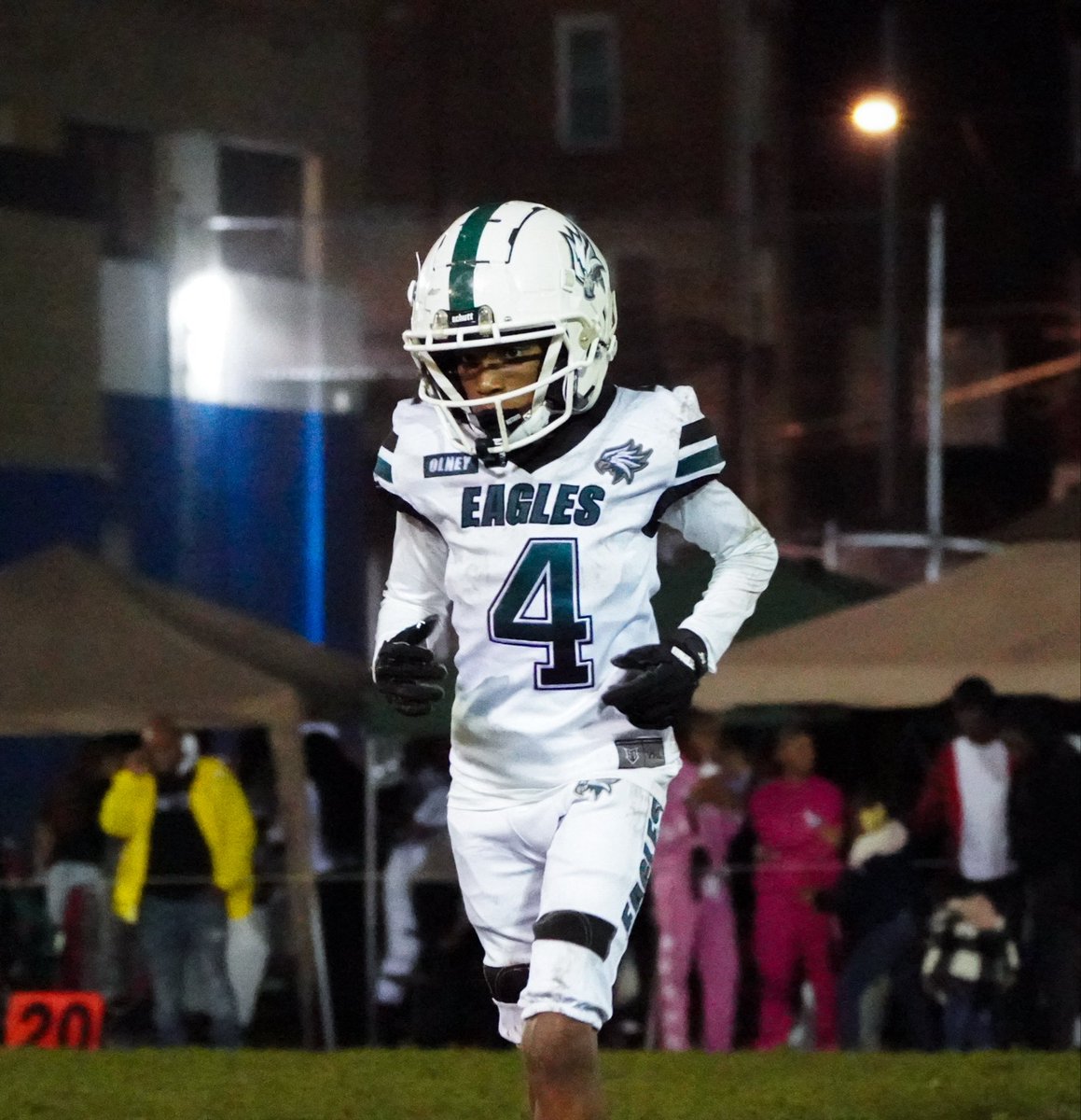 Mehkirose4's tweet image. End of one era, start of another. High school football up next! 💪🏾 #NextLevelLoading #lastride