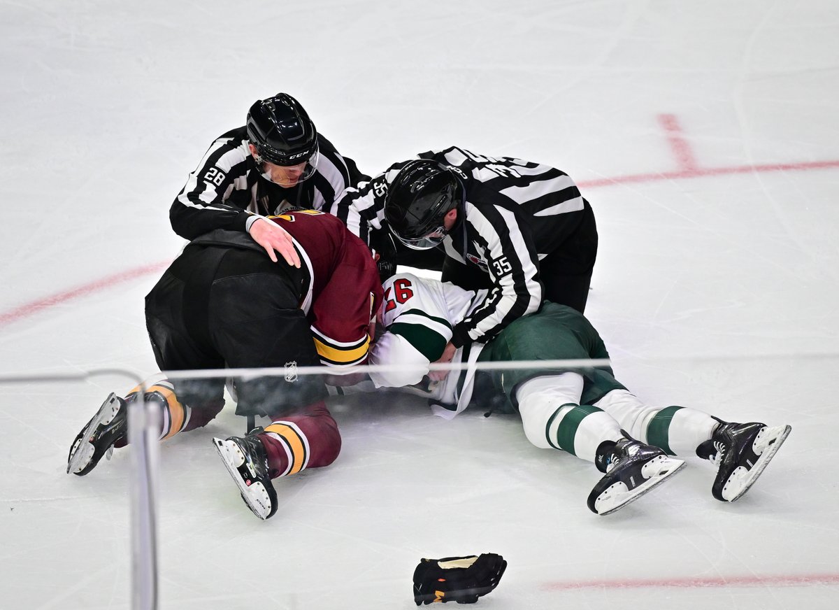 Charles Alexis Legault, recalled by the #Canes for their State Fair Road Trip, dropped the gloves on Saturday in the Chicago Wolves' season-opener. 🥊

Iowa Wild photographer Tim Garland captured a great sequence of it.