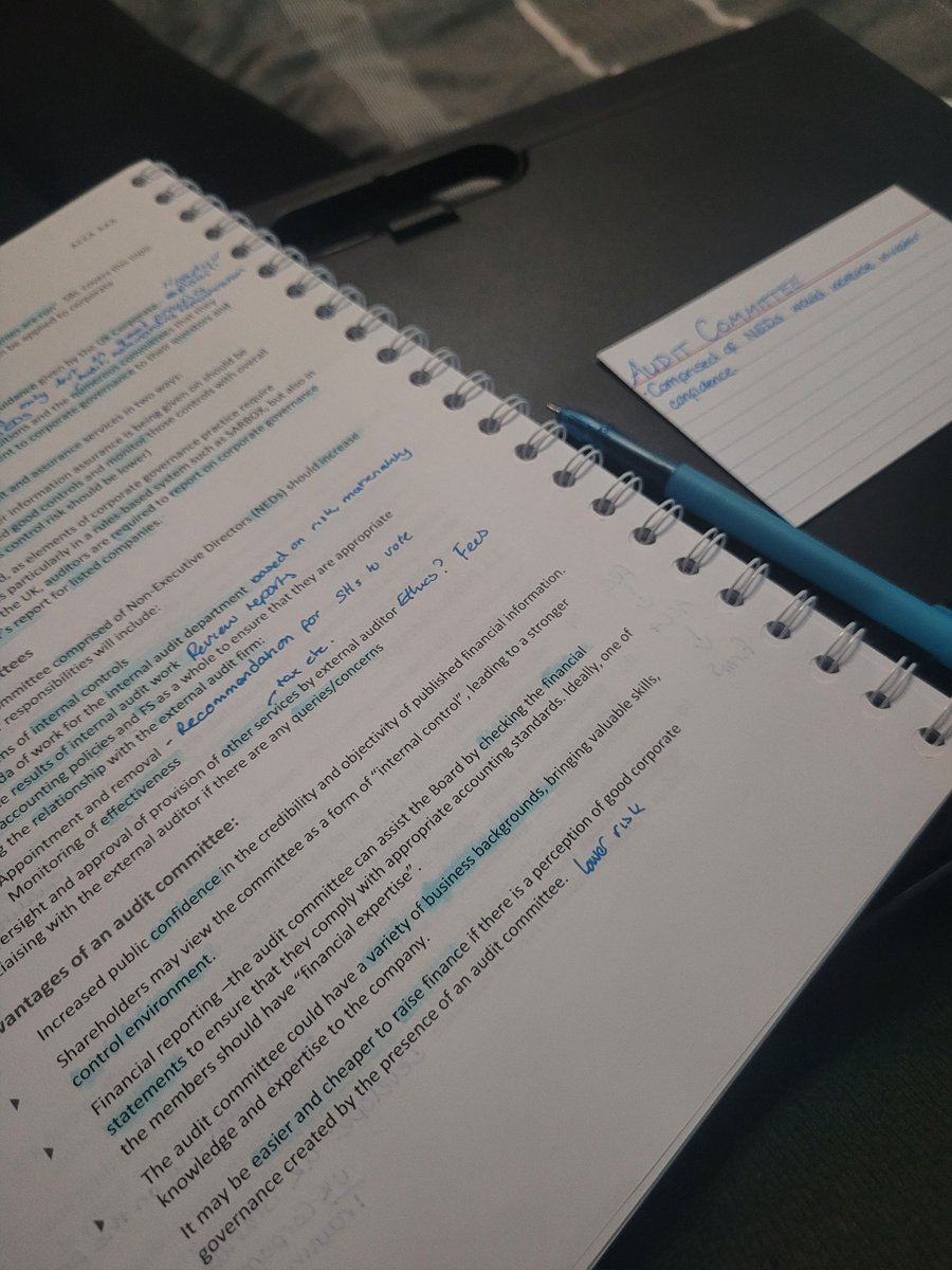 swsbvbemo's tweet photo. @danielhowell @AmazingPhil Still out here disturbing the revision (this time for my last ACCA exam instead of GCSEs) https://t.co/9H3ZN62t0V