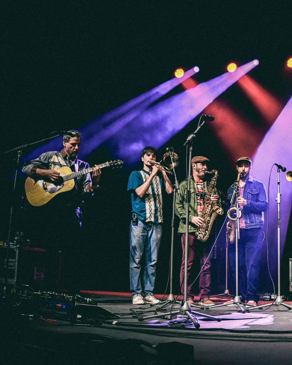 The California Honeydrops tweet media