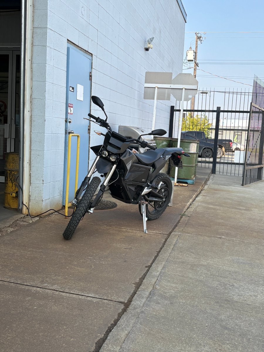 zva_redink's tweet photo. Hey West #Edmonton! I know its a long shot, but on Wednesday morning(Oct 8 2025), our motorcycle was stolen from where it was chained in my parking lot just south of WEM. Not only is it an expensive theft, but it’s been heart breaking for both me and my dad. https://t.co/LCcV6Y31ym