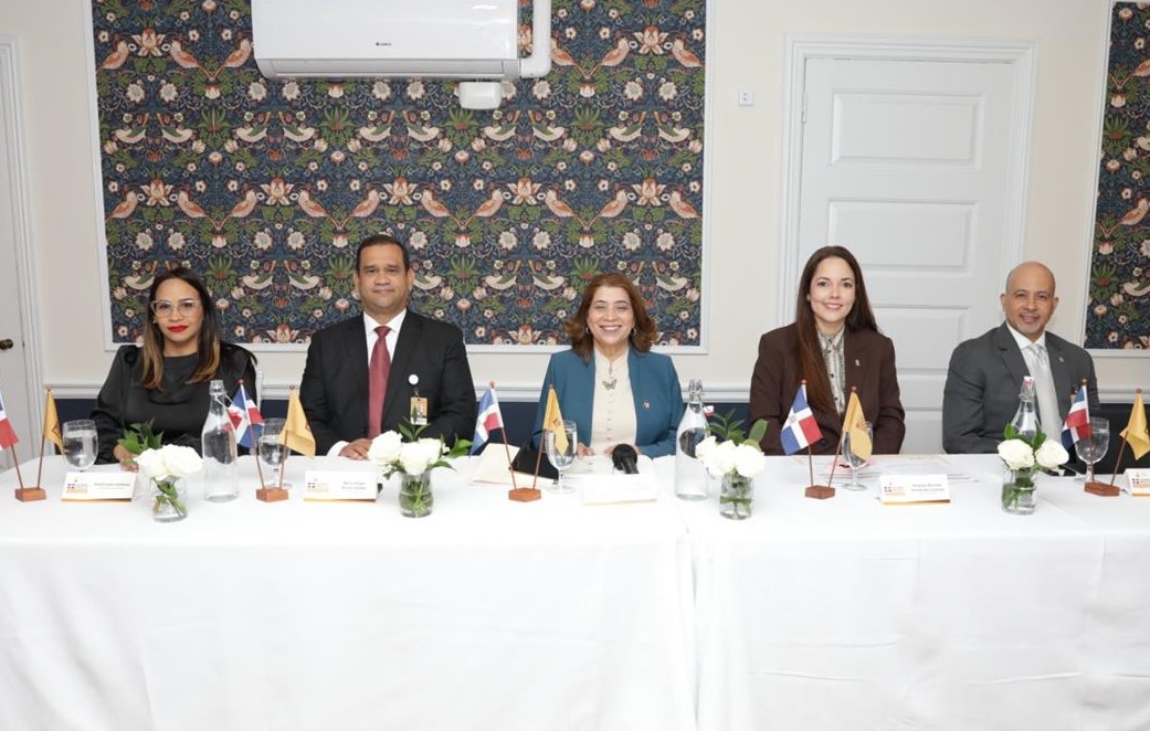 Informador SDO                                                                                     : JCE inicia recepción propuestas aspirantes a miemb... elinformadordetodos.blogspot.com/2025/10/jce-in…