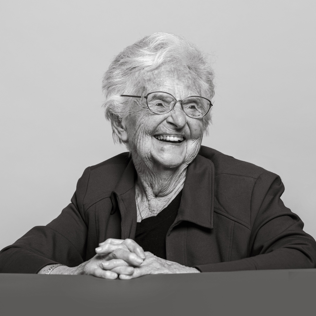 LoyolaChicago's tweet image. We invite the Loyola community to come together to honor and celebrate the life of Sister Jean Dolores Schmidt, BVM, on 10/16/2025 at 10:00 A.M. For more information about the wake & funeral services please visit luc.edu/sisterjean/arr…