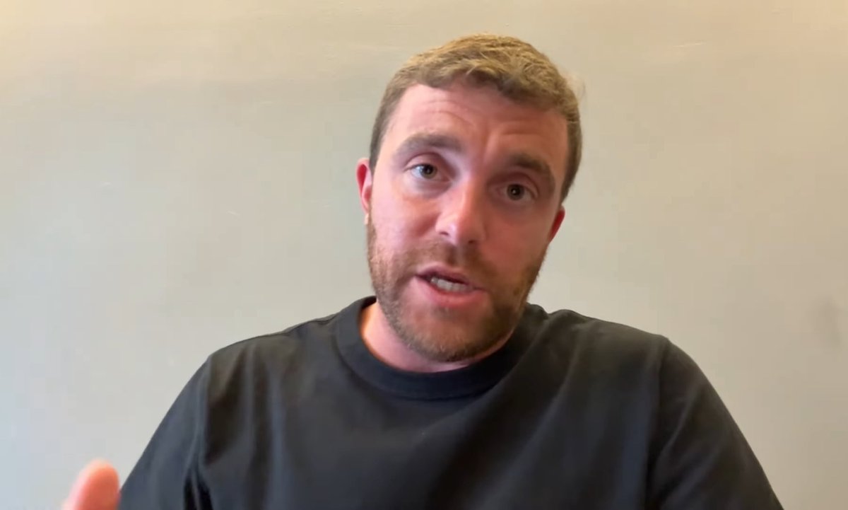 🚨🚨🚨🚨🚨🚨🚨 عاجل — فابريزيو رومانو:

مانشستر يونايتد يُقدّر آدم وارتون..

ولكن ثقوا بي!!!! ليس مانشستر يونايتد وحيدًا..

الكثير من الأندية تقدر اللاعب والكثير من الأندية تراه موهبة مذهلة للمستقبل

تركيز الجميع حاليًا على الموسم

لا مفاوضات من أي نادي من أجل اللاعب حتى اللحظة