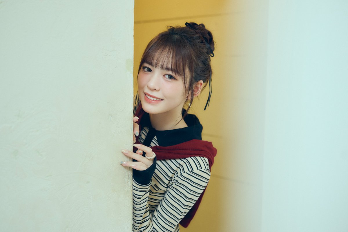 Girls2×Q10コラボ チェキ 7381-489-