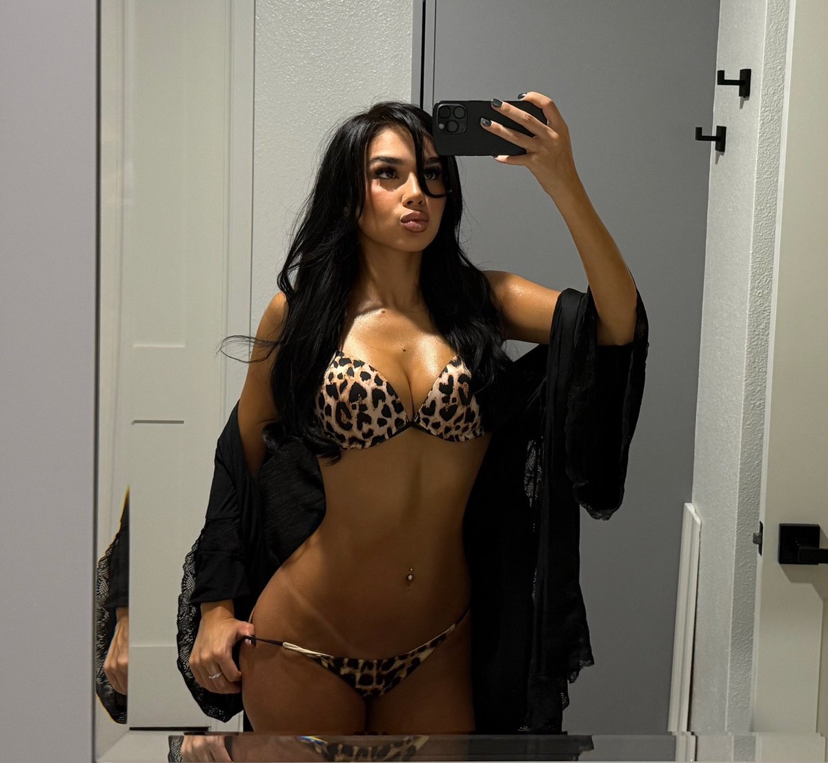 ᥫ᭡. (@sexyinrealife) on Twitter photo 