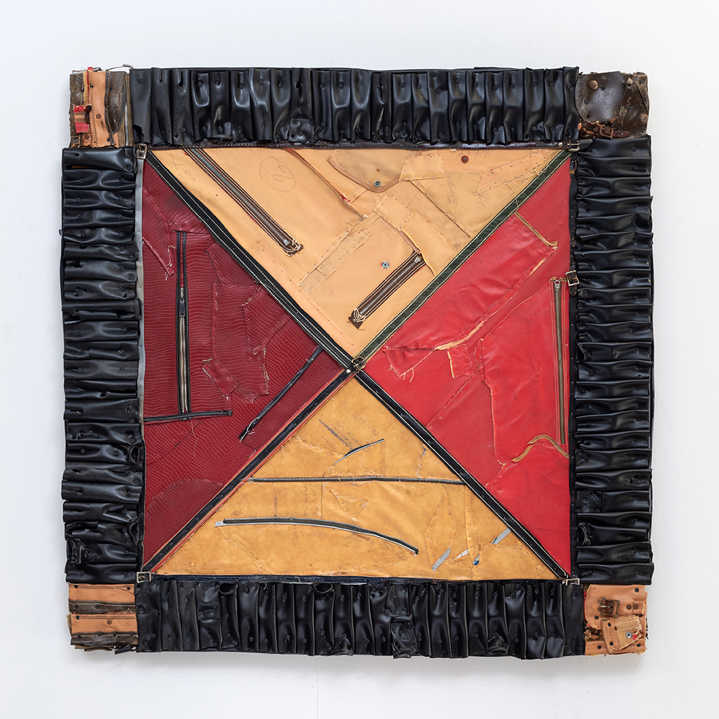 Swing by the gallery to see 'Pyramid' 

Charles McGill
Pyramid, 2015
reconfigured golf bags on panel
49 x 49 x 4 inches (124.46 x 124.46 x 10.16 cm)

Photo by Jenny Gorman; Courtesy Tripoli Gallery 
© 2025 The Estate of Charles McGill