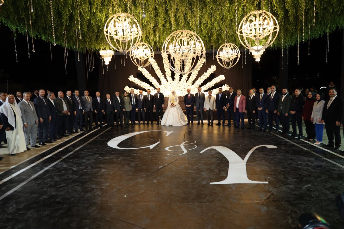 Şanlıurfa Valimiz, İl Başkanız,  Milletvekillerimiz, Belediye Başkanlarımız, İl Protokolümüz ve teşkilatımızla birlikte AK Parti Şanlıurfa Milletvekilimiz Sayın <a href="/HikmetBasak_63/">Hikmet Başak</a> 'ın Evladı Yusuf Başak ve Cennet Başak çiftinin düğün merasimine katıldık.

Genç çifte bir ömür boyu