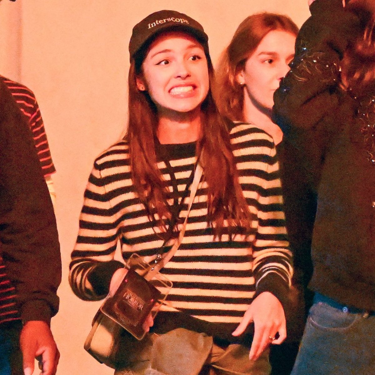 oliviarodrbr's tweet photo. PRINCESA! 😭

Mais de Olivia Rodrigo ontem (12/10) na Hollywood Horror Nights. https://t.co/auzV5iltrO