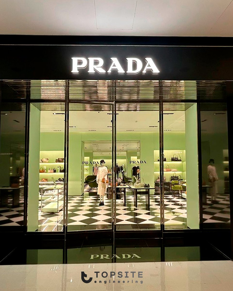 topsiteeng's tweet image. 🇧🇷 No Shopping Iguatemi Brasília, a loja Prada transcende o conceito de luxo, unindo elegância e funcionalidade de forma impecável.
instagram.com/p/DPwfo08ky6X/…
#engineering #architecture #designbuild #prada #retaildesign #luxuryretail #topsite