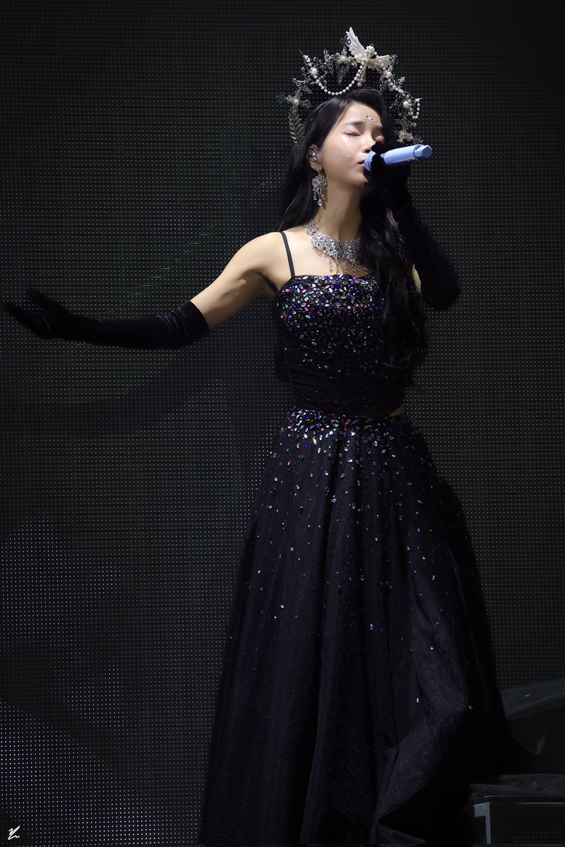 mamamooschool's tweet image. 251011~12 ์๋ผ 3rd CONCERT Solaris (1)
#์ฝ์ํธ #๋ง๋ง๋ฌด #MAMAMOO #์๋ผ #SOLAR