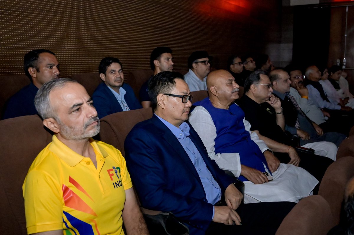 KirenRijiju's tweet image. Attended the special screening of the documentary “19024 FT: One Breath at a Time” at NFDC Mahadev Auditorium, New Delhi, along with Hon’ble Union Minister Dr. @mansukhmandviya ji & President, Kho-Kho Federation of India, Shri @SudhanshuBJP ji & other esteemed dignitaries.
A…
