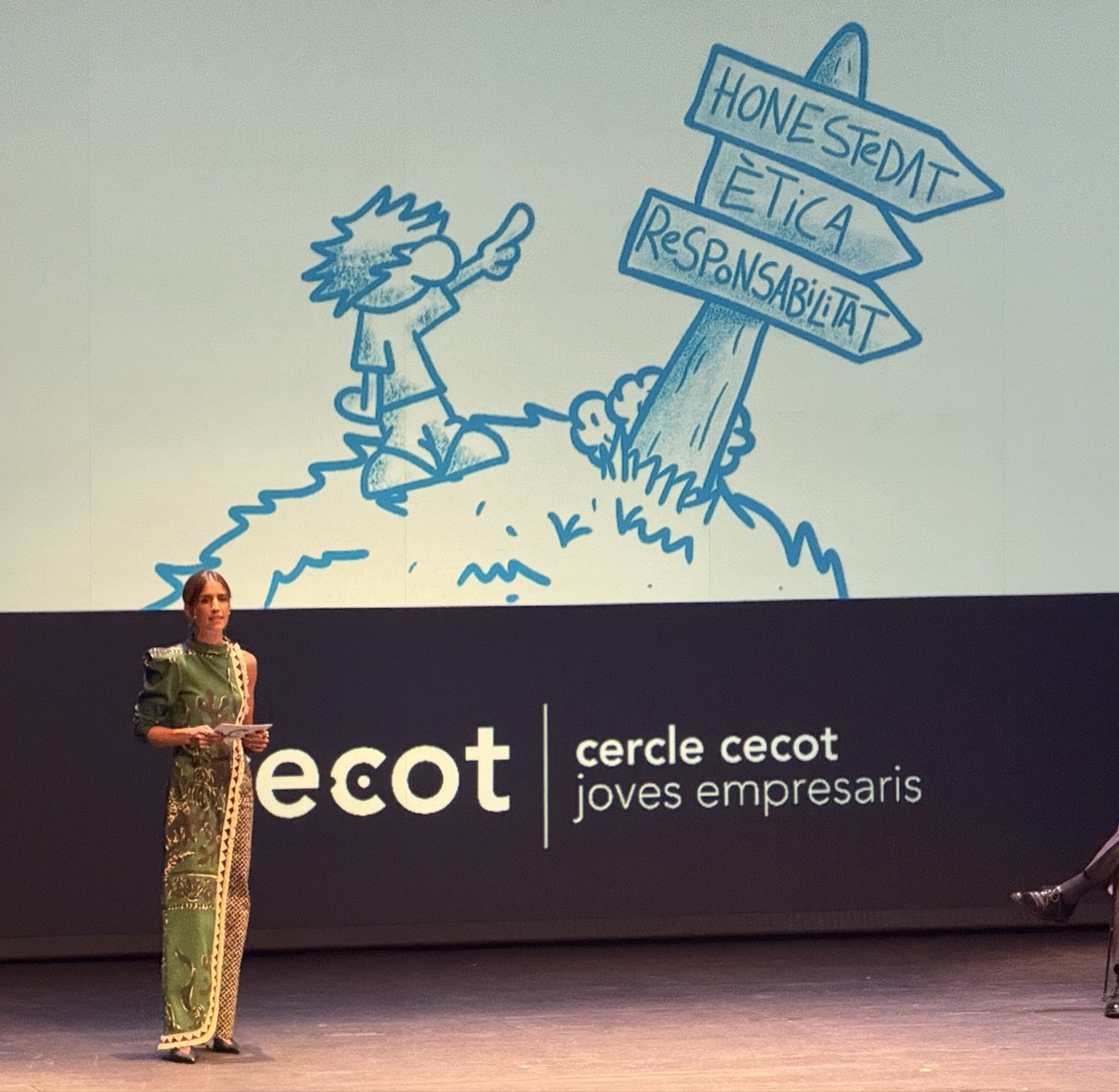 💡  La Sra. Marta Raventós, presidenta del <a href="/cerclececot/">Cercle Cecot</a> posa en valor el lideratge i l’esperit innovador de les noves generacions d’empresaris al seu discurs a la #NitCecot.