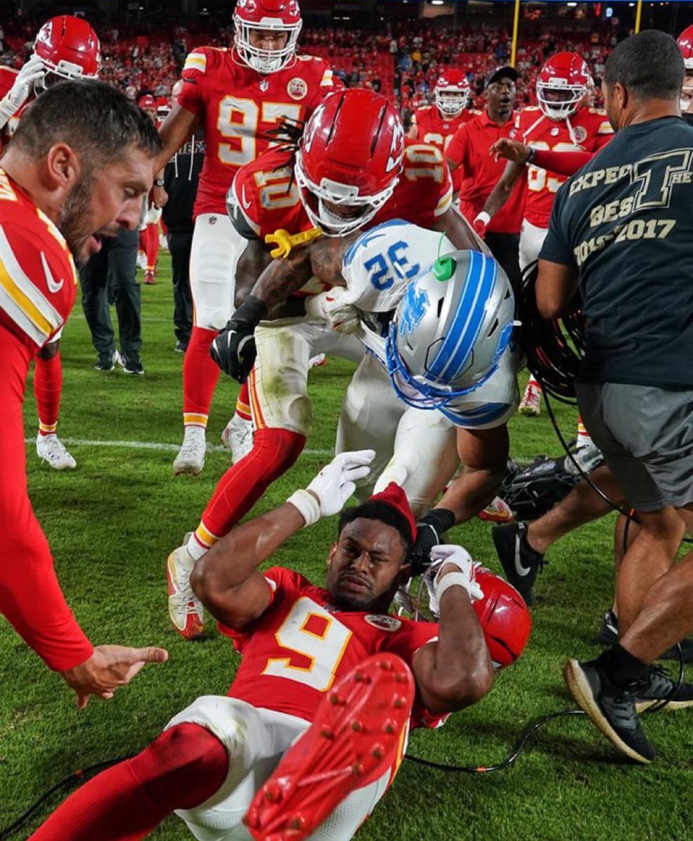 I’m sorry but we’re going to have to run this back 😂😂