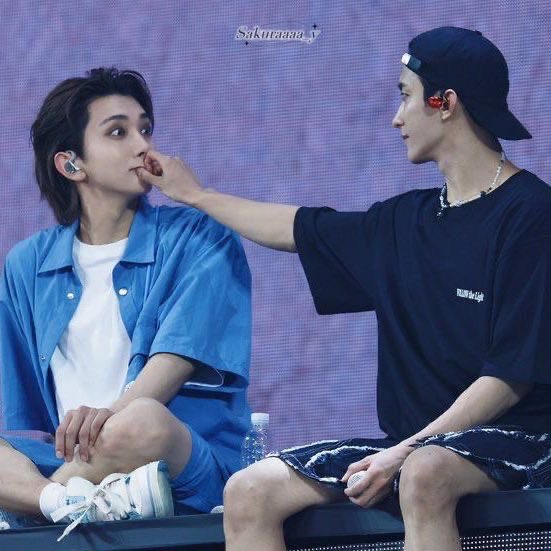 wonshuahung's tweet image. “Biologically, I can’t             “So, you
get you pregnant—!”                hate me?!”