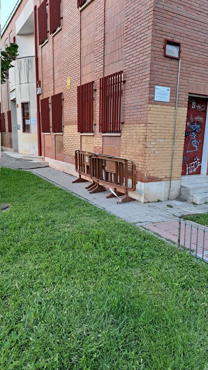 Asociación de Vecinos Cisneros tweet media