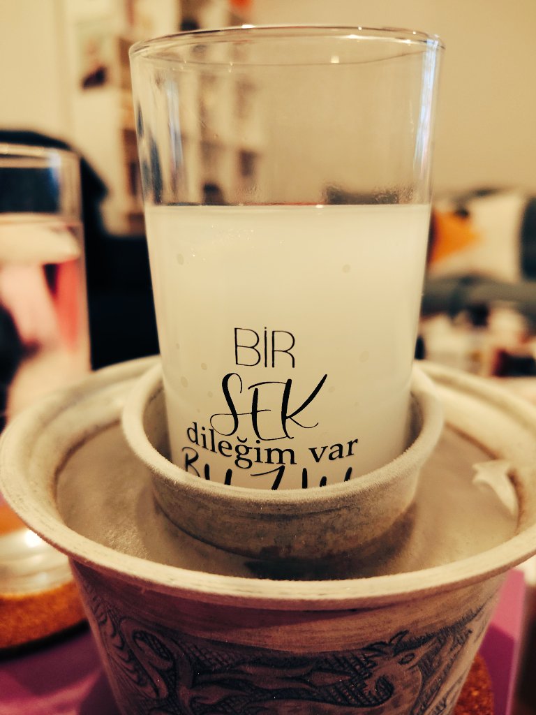 togantimur77's tweet photo. İçmezsek oluruz düçar ı azap
Senin aklın ermez bu başka hesap..
#Harabi
#Geceye https://t.co/qbF4nEYaEa