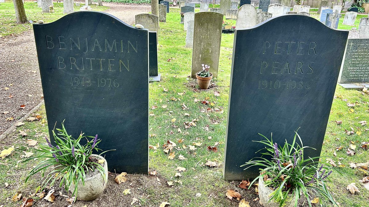 Yesterday our circular Benjamin Britten walk from The Red House to his grave in Aldeburgh churchyard, where the Yellow-browed Warbler performed brilliantly.