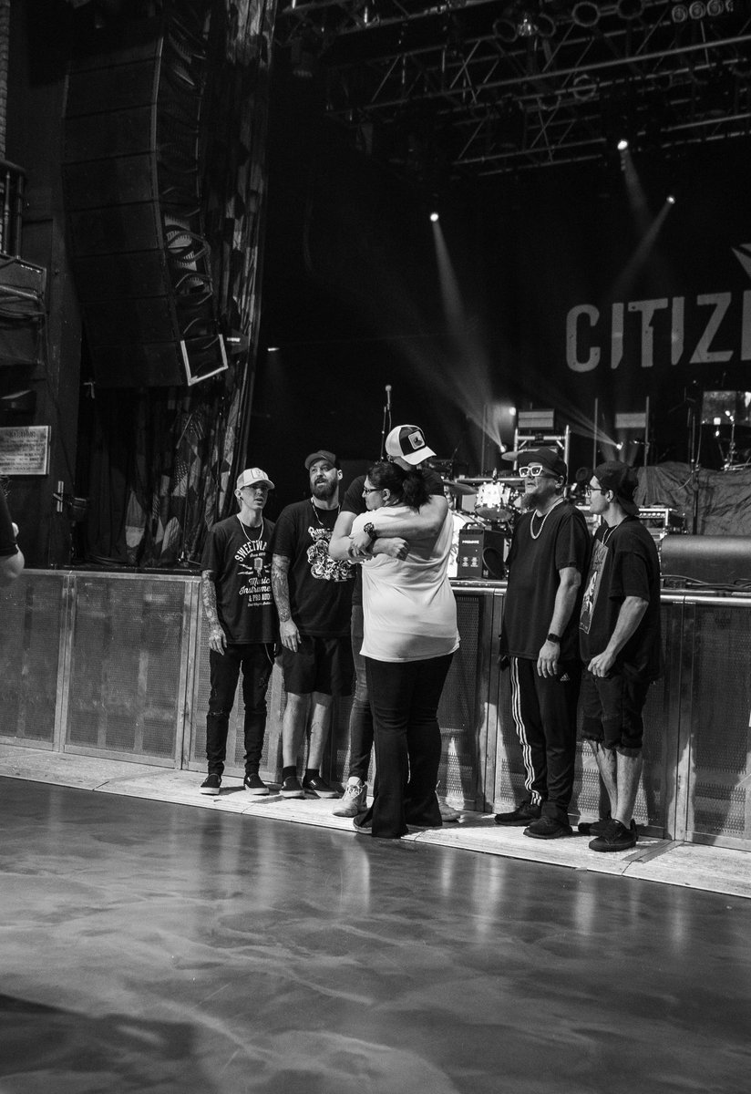 citizensoldiero's tweet image. 🎫 VIP tickets are flying!  - Europe, don’t miss your moment, this is the FIRST time we have ever been to see you! 

#Citizensoldierband #viptickets #europetour #meetandgreet #rockmusic #mentalhealthmatters