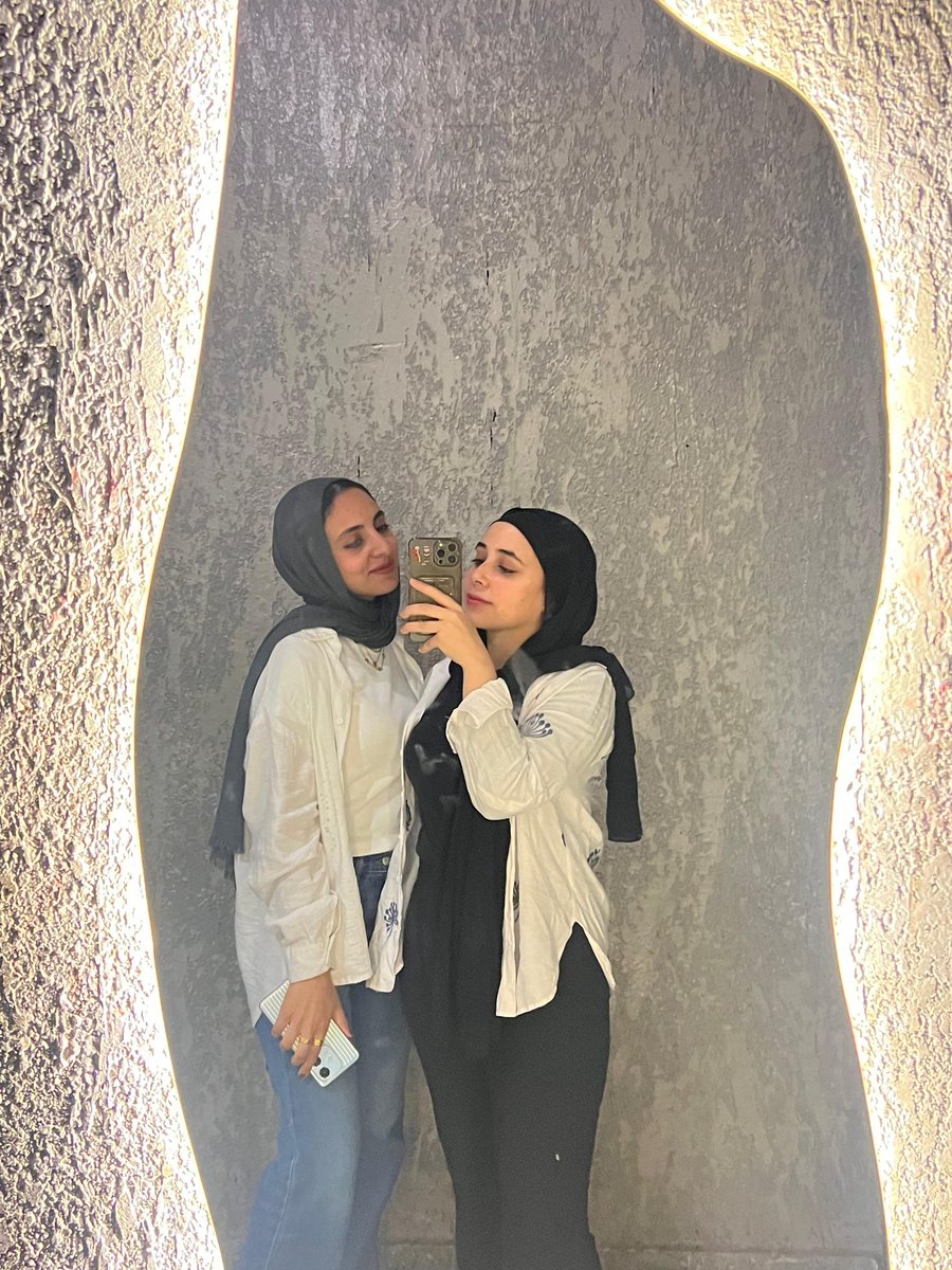 Shrouk19730925's tweet photo. I love her 💕 https://t.co/cdmhydIsKS