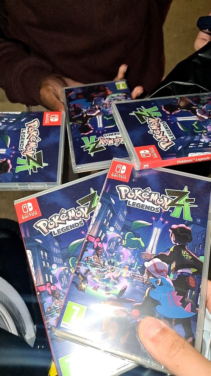 . <a href="/LemuGidro/">Lémurien</a> à pu récupérer plusieurs jeux pokemon legends Z-A en avance, il les giveaway en dm!

Like, Rt, et follow <a href="/LemuGidro/">Lémurien</a> puis envoyer lui un message avec votre code ami et il vous enverra un code Nintendo eshop