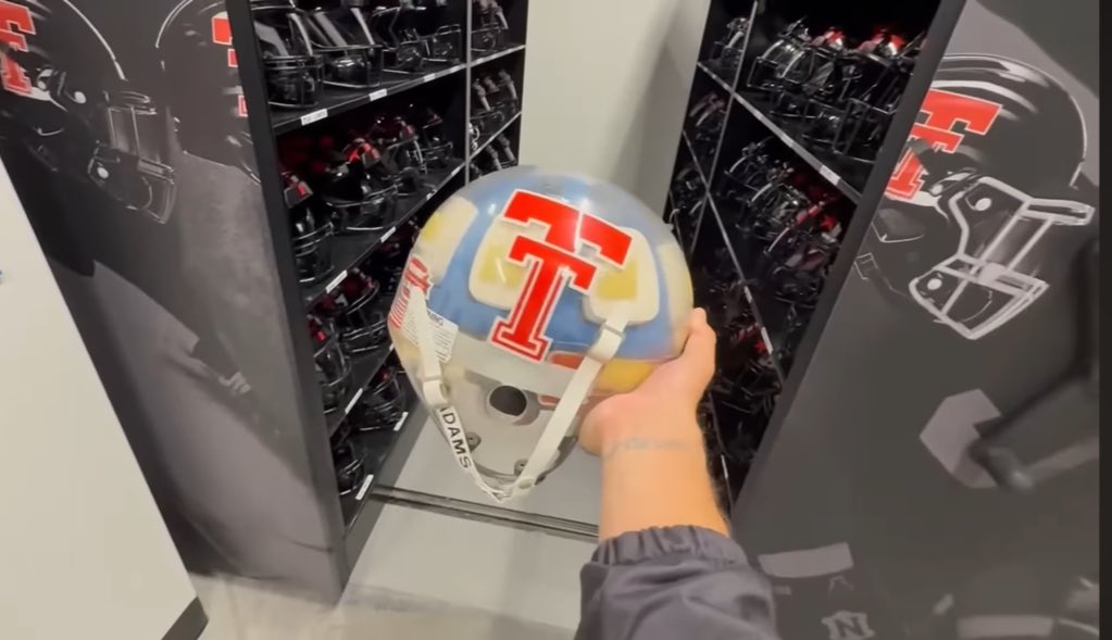 No Context Texas Tech 🌵 tweet media