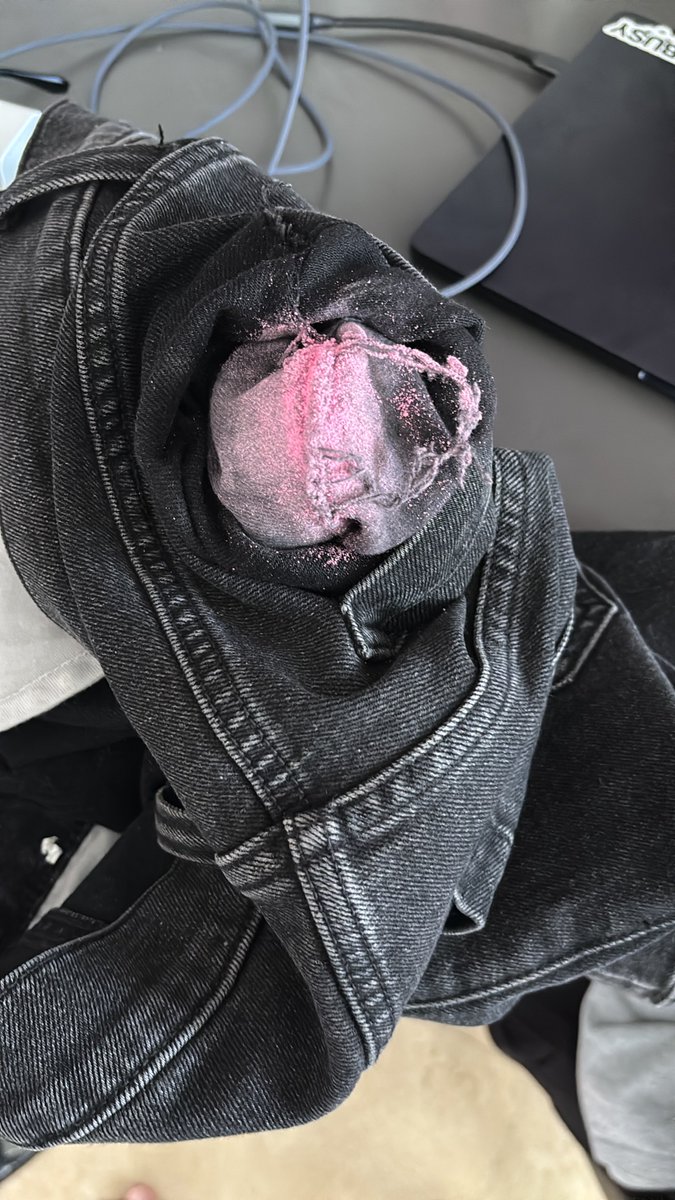 PinkPowdah's tweet image. LOL how do I salvage this