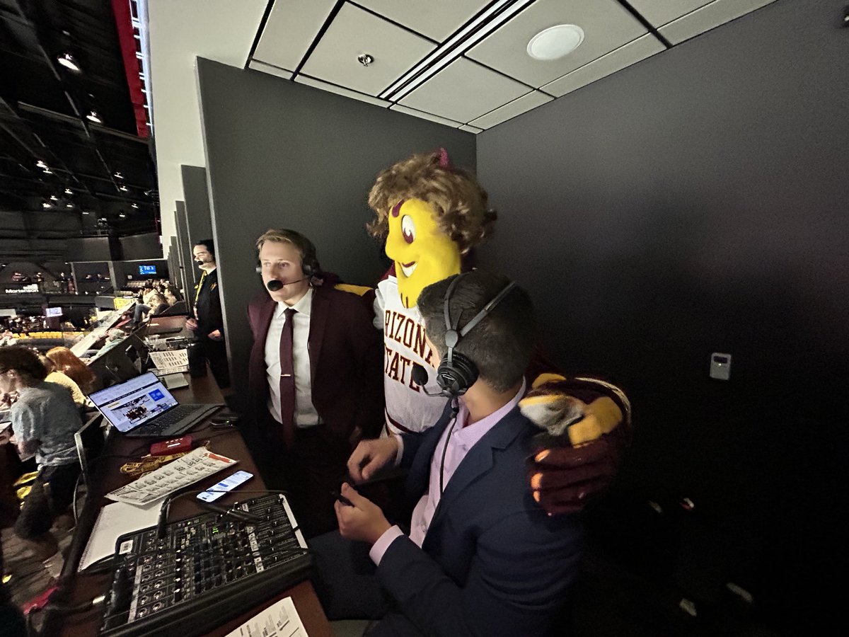 Wanted to give a huge shout out to <a href="/paigeshacklett/">Paige Shacklett</a> on her last day with <a href="/SunDevilHockey/">Sun Devil Hockey</a>! Covering hockey in Tempe was my first gig while at ASU. Couldn’t have turned or shared on the air countless stories at both Oceanside and Mullett without your assistance. You will be missed!