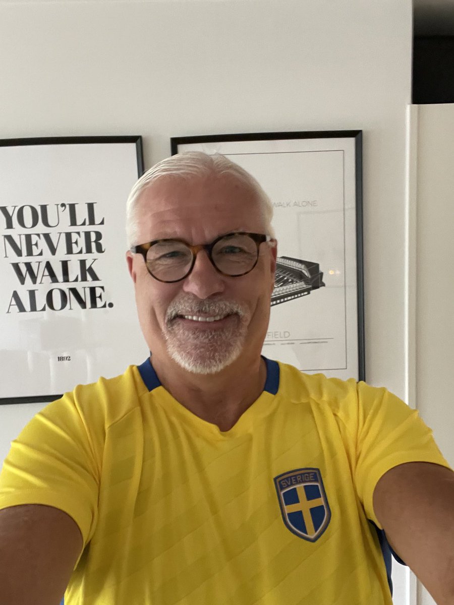Glenn_Hysen's tweet photo. Ikväll lossnar det, 4-0 så gött. Ha d gott. Glenn https://t.co/dAGL6GR120