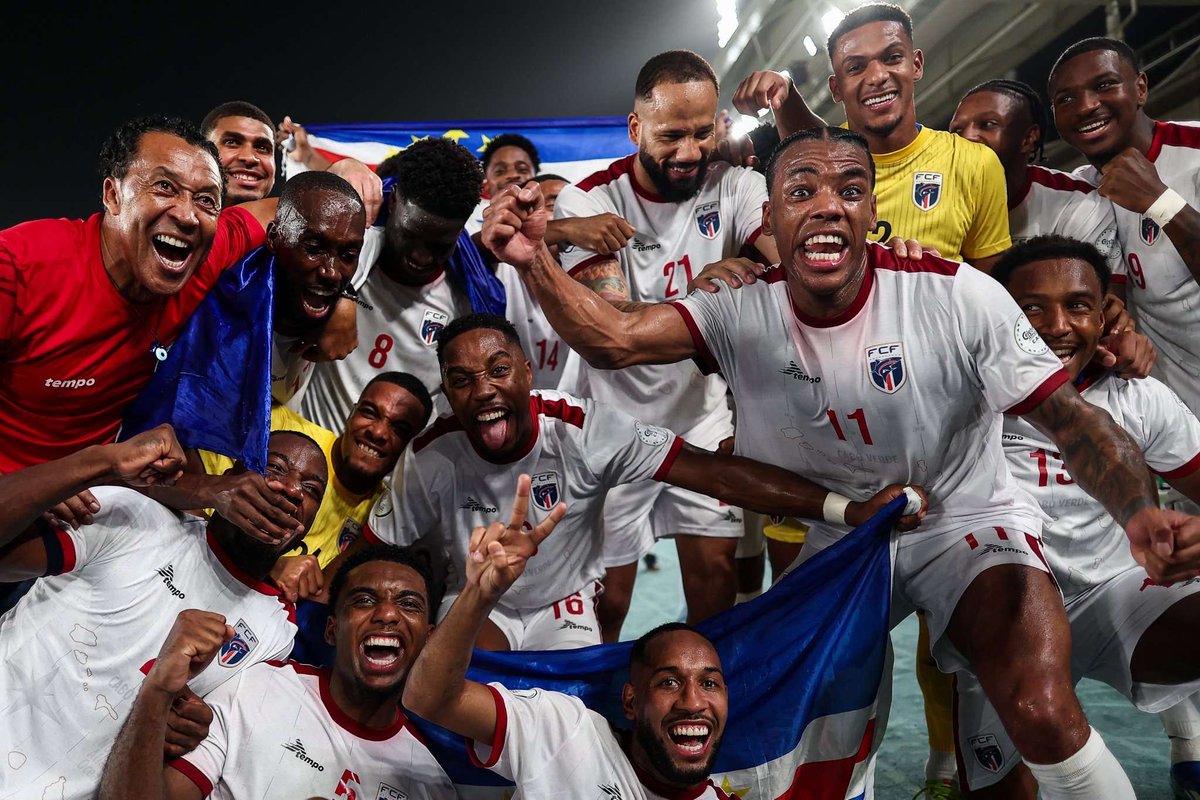 C’EST HISTORIQUE !!! 🇨🇻🔥

LE CAP-VERT EST QUALIFIÉ POUR LA COUPE DU MONDE 2026 !!! 🌍🏆