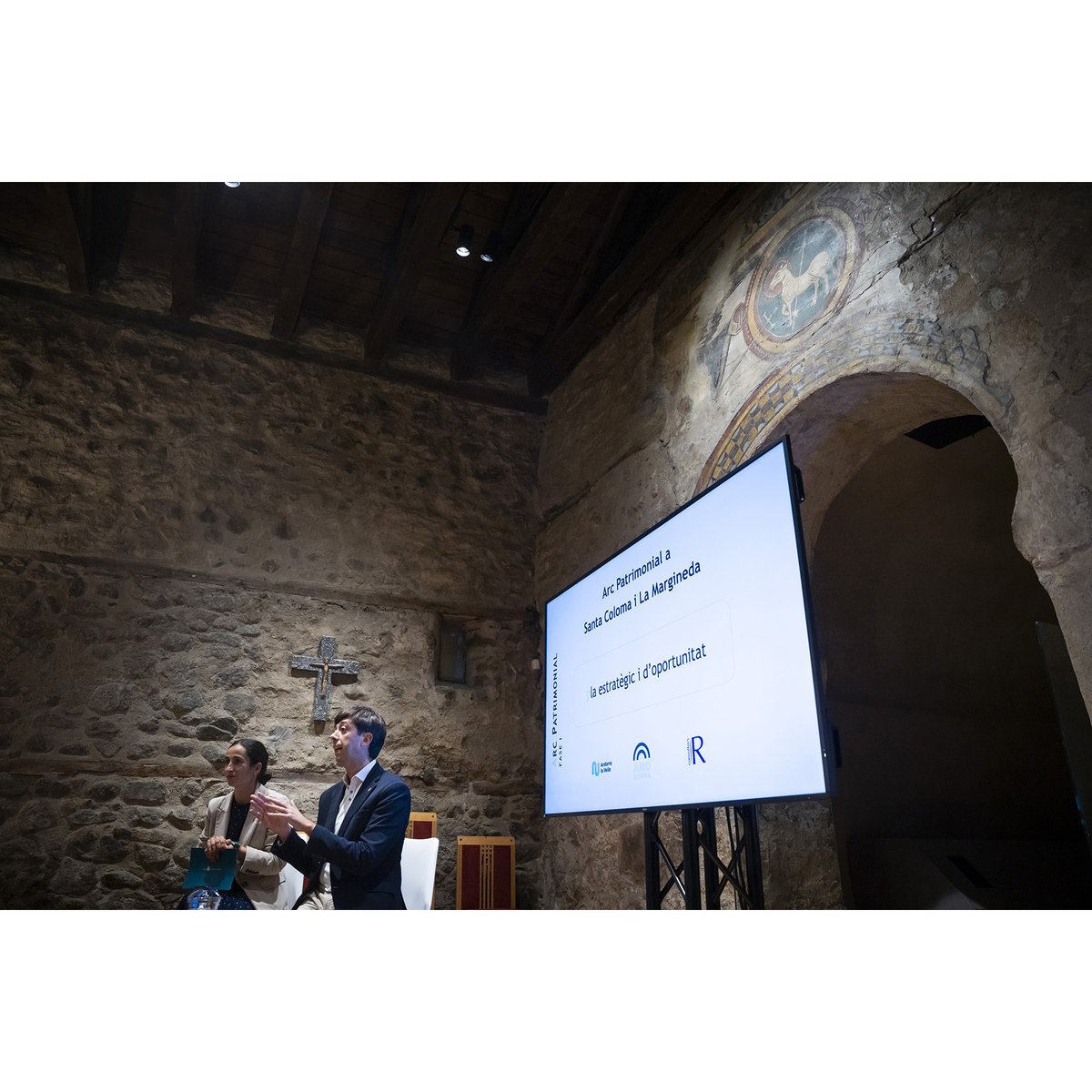AndorraCapital's tweet photo. 📍 Santa Coloma, punt de partida d’un viatge per la nostra història!
Hem presentat aquest dilluns el pla estratègic de l’Arc Patrimonial, un projecte que connecta Santa Coloma i la Margineda i que vol donar nova vida al nostre patrimoni històric 🏛️✨ https://t.co/MGfsIaCKiI