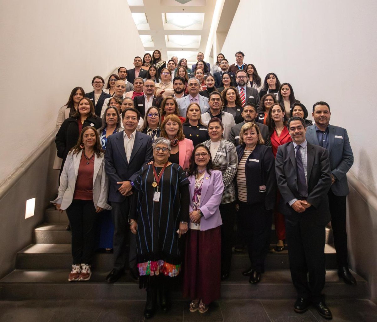 UNESCOMexico's tweet photo. 💪🏿Seguimos trabajando por el #DerechoALaEducación.
🙌🏿 Nos sumamos a la 32° Reunión del Programa Binacional de Educación Migrante, #PROBEM, y a su Consejo Consultivo por invitación del @IME_SRE y la Dir. Gral. de Política Educativa, Mejores Prácticas y Cooperación de @SEP_mx. https://t.co/AlP5yCzQQE