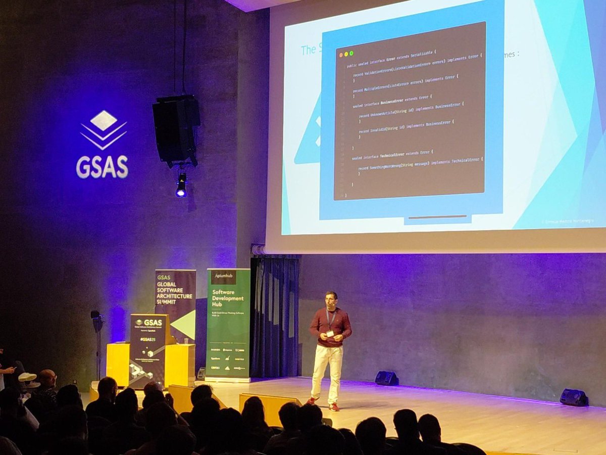 plainconcepts's tweet image. ¡Hoy ha arrancado una nueva edición del
@gsas_io! 🚀
3 días para aprender con destacados ponentes sobre modularidad, resiliencia, modernización y cómo conectar la arquitectura con el valor de negocio.
No podíamos faltar… ¡y además te damos un código de descuento! 🔥
#GSAS2025