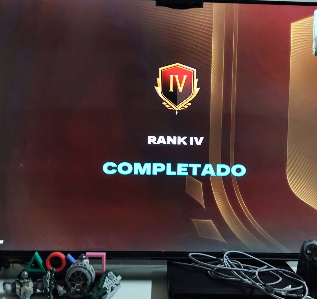 PancoRED_'s tweet photo. TERMINAMOS EL FUTCHAMPIONS CONSIGUIENDO EL OBJETIVO, 12-3. 

NO FUERON LAS MEJORES RECOMPENSAS PERO NOS DIERON UN MUSIALA TRANSFERIBLE AL MENOS

#twitch
#pancored
#boosting https://t.co/fbFW2miMZB