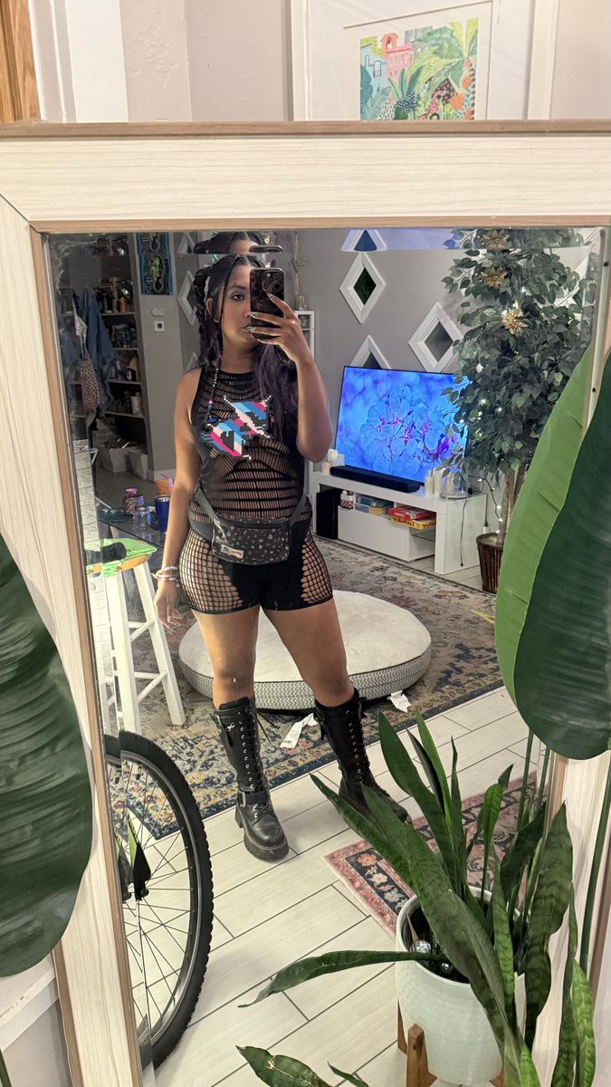 Desi Dukes 🇵🇸 tweet media