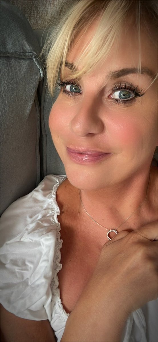 MissScarlet24's tweet image. Ok trying again…
Testing testing 1 2 3
No idea if you can see this but if you can I hope the good people are good and the arseholes have f*cked off…